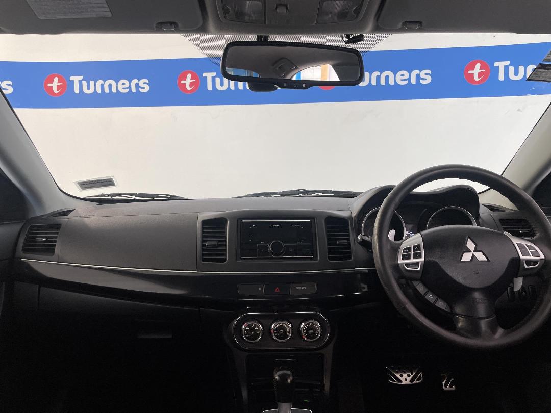 Photo '17' of Mitsubishi Lancer