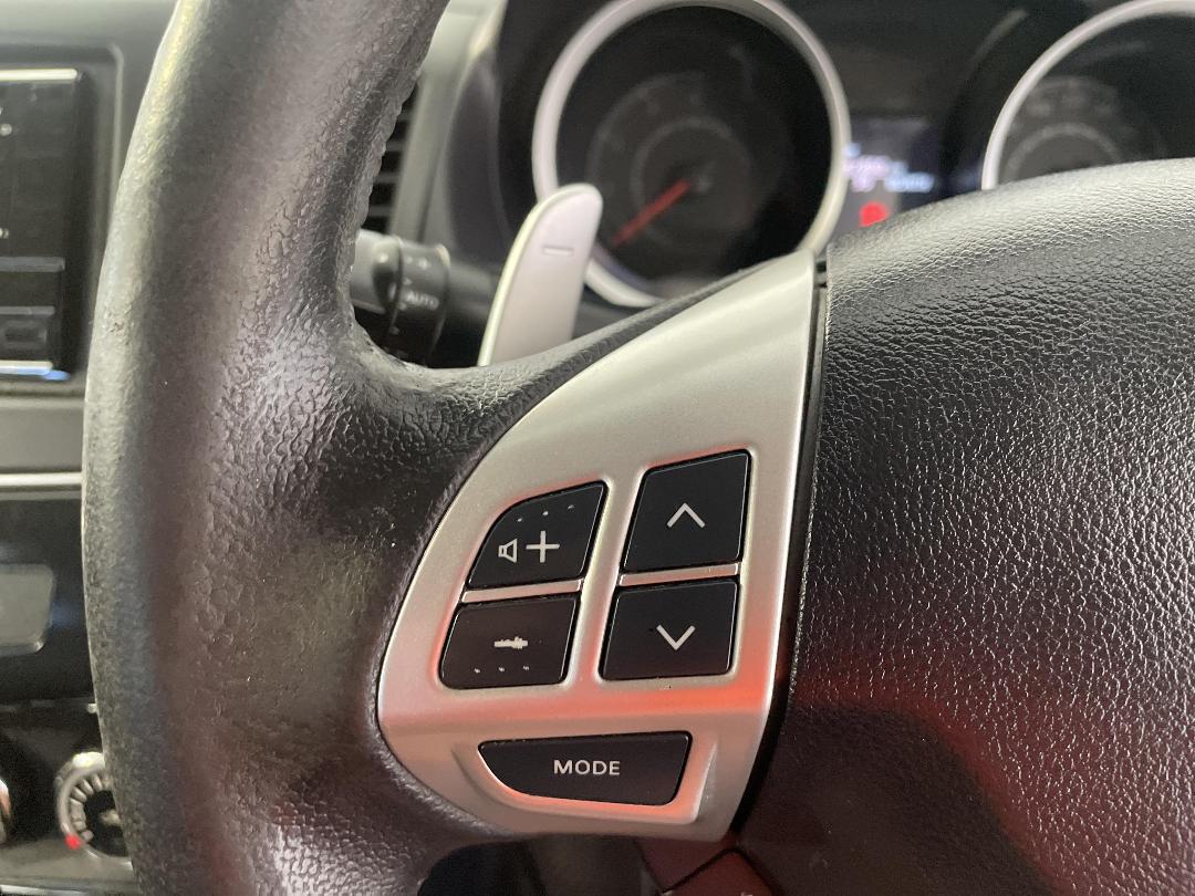 Photo '26' of Mitsubishi Lancer