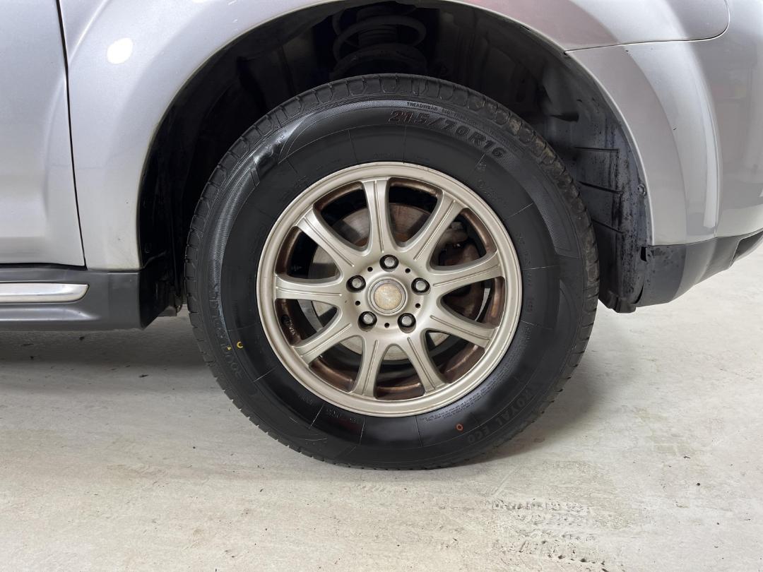 Photo '9' of Mitsubishi Outlander Photo '9' of Mitsubishi Outlander