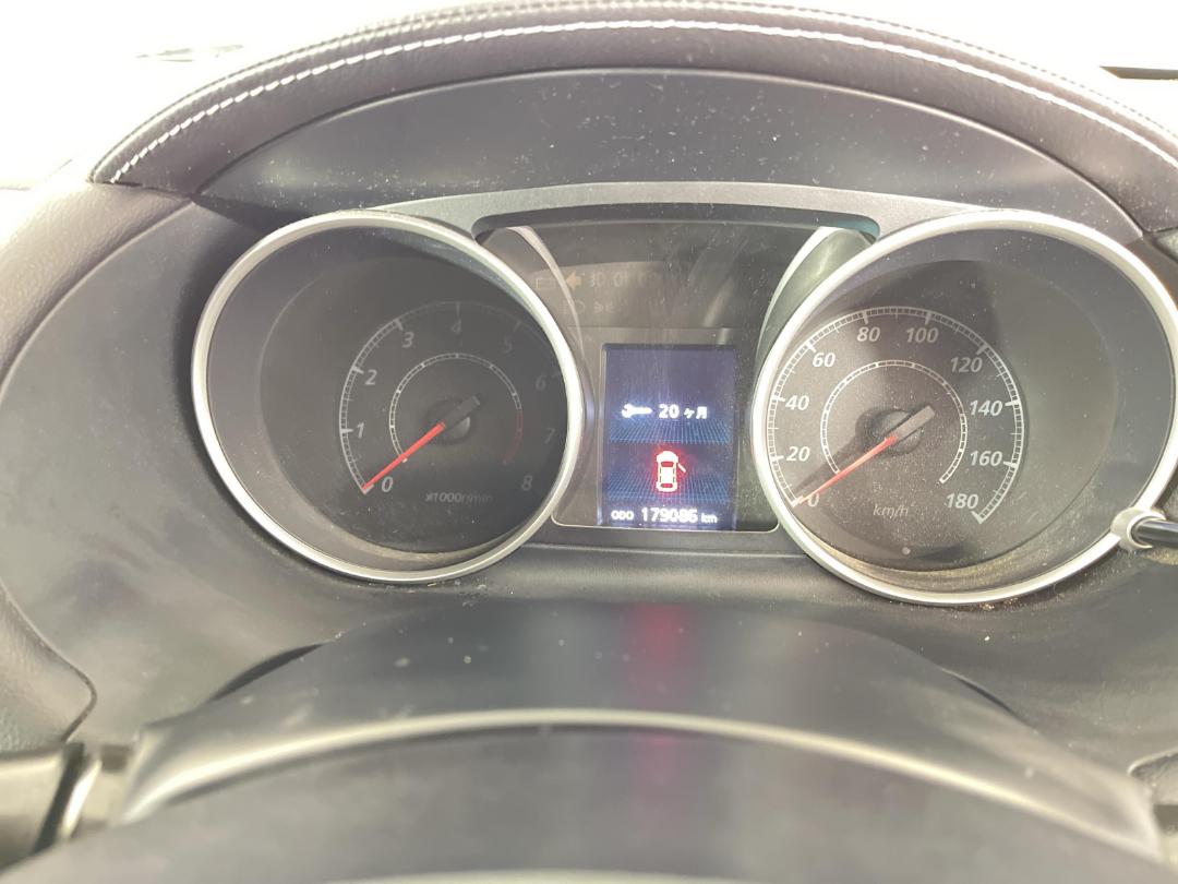 Photo '21' of Mitsubishi Outlander Photo '21' of Mitsubishi Outlander