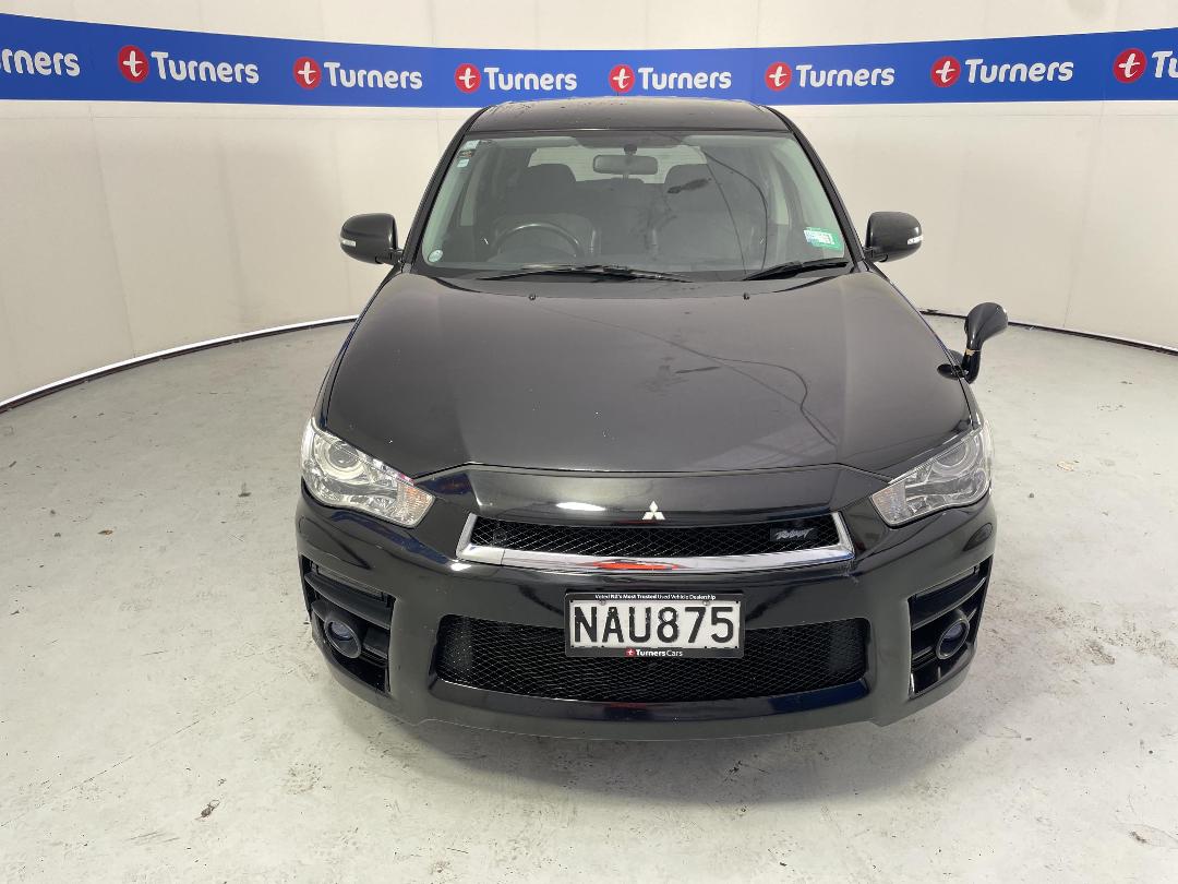 Photo '2' of Mitsubishi Outlander Photo '2' of Mitsubishi Outlander