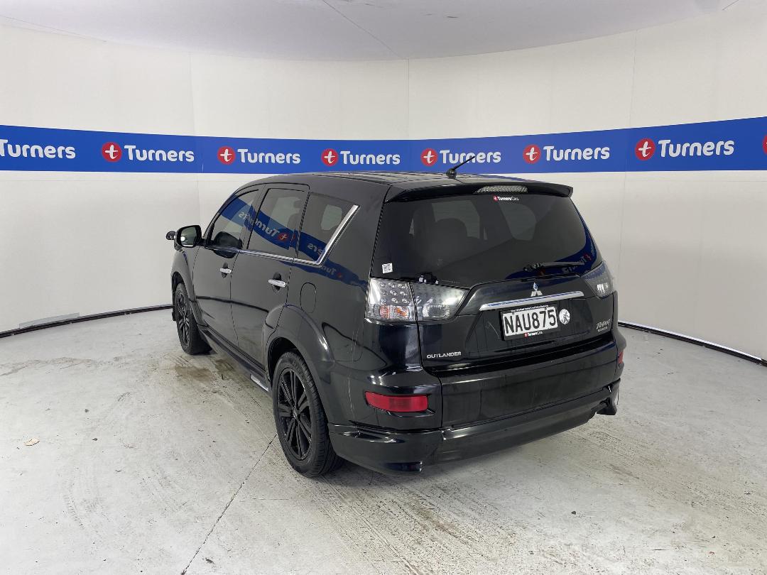 Photo '5' of Mitsubishi Outlander Photo '5' of Mitsubishi Outlander