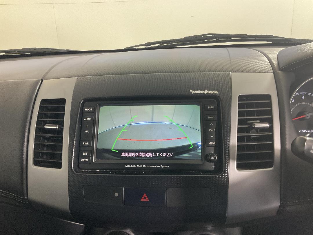 Photo '31' of Mitsubishi Outlander