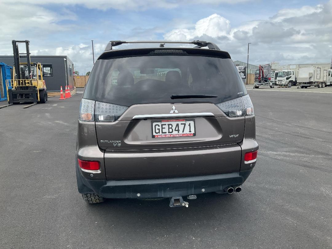 Photo '4' of Mitsubishi Outlander VRX