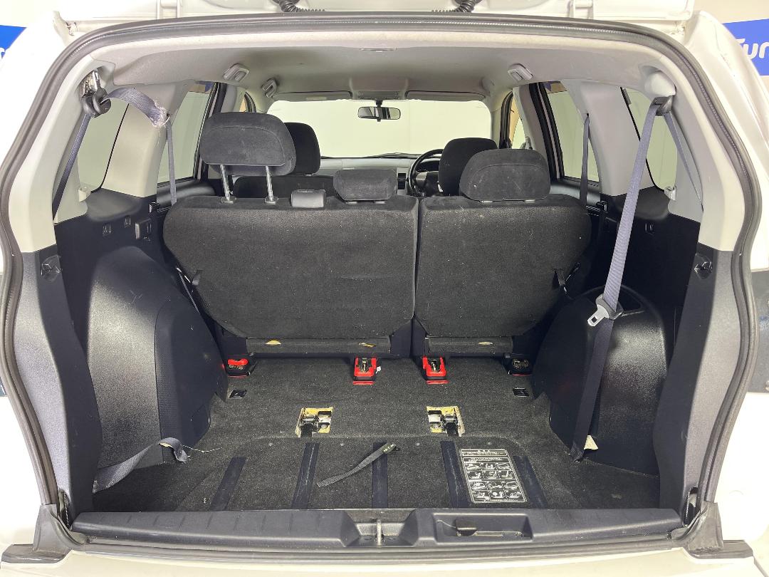 Photo '14' of Mitsubishi Outlander