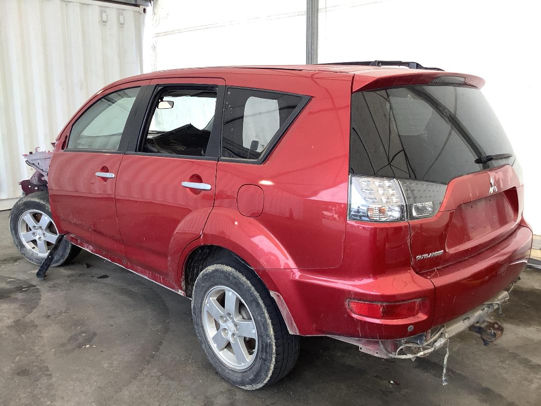 Photo '8' of Mitsubishi Outlander LS