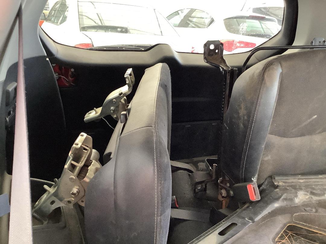 Photo '9' of Mitsubishi Outlander LS