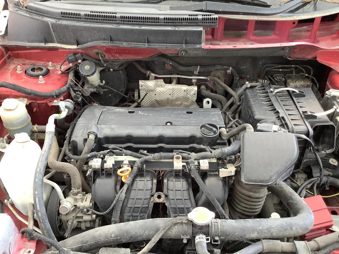 Photo '13' of Mitsubishi Outlander LS