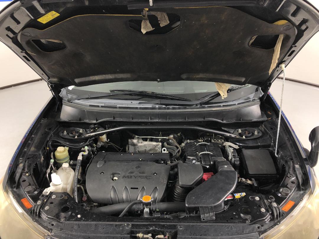 Photo '13' of Mitsubishi Outlander Photo '13' of Mitsubishi Outlander