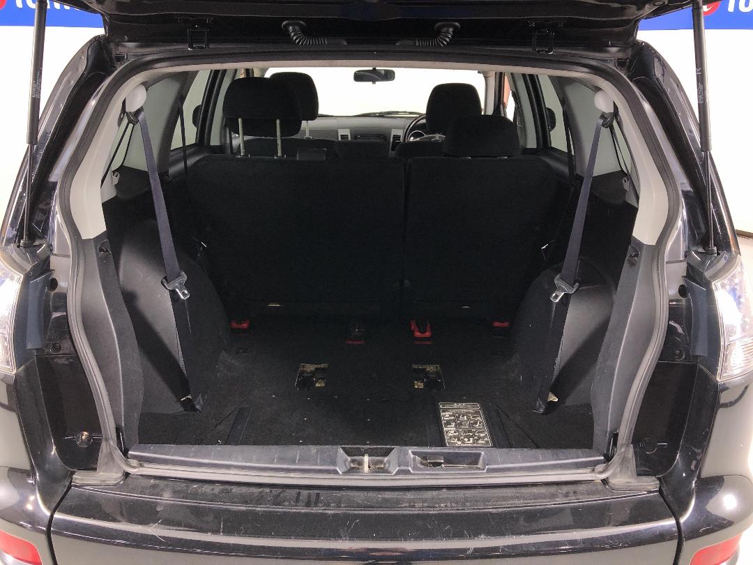 Photo '14' of Mitsubishi Outlander Photo '14' of Mitsubishi Outlander