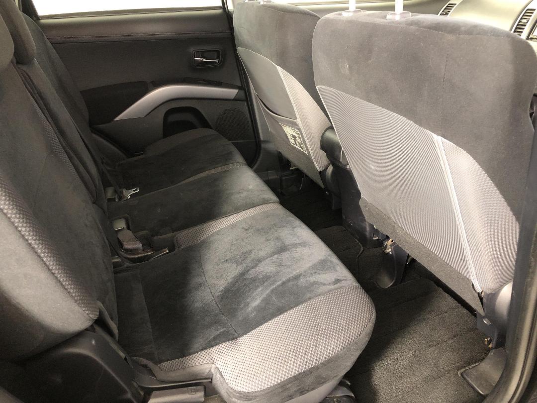 Photo '20' of Mitsubishi Outlander Photo '20' of Mitsubishi Outlander