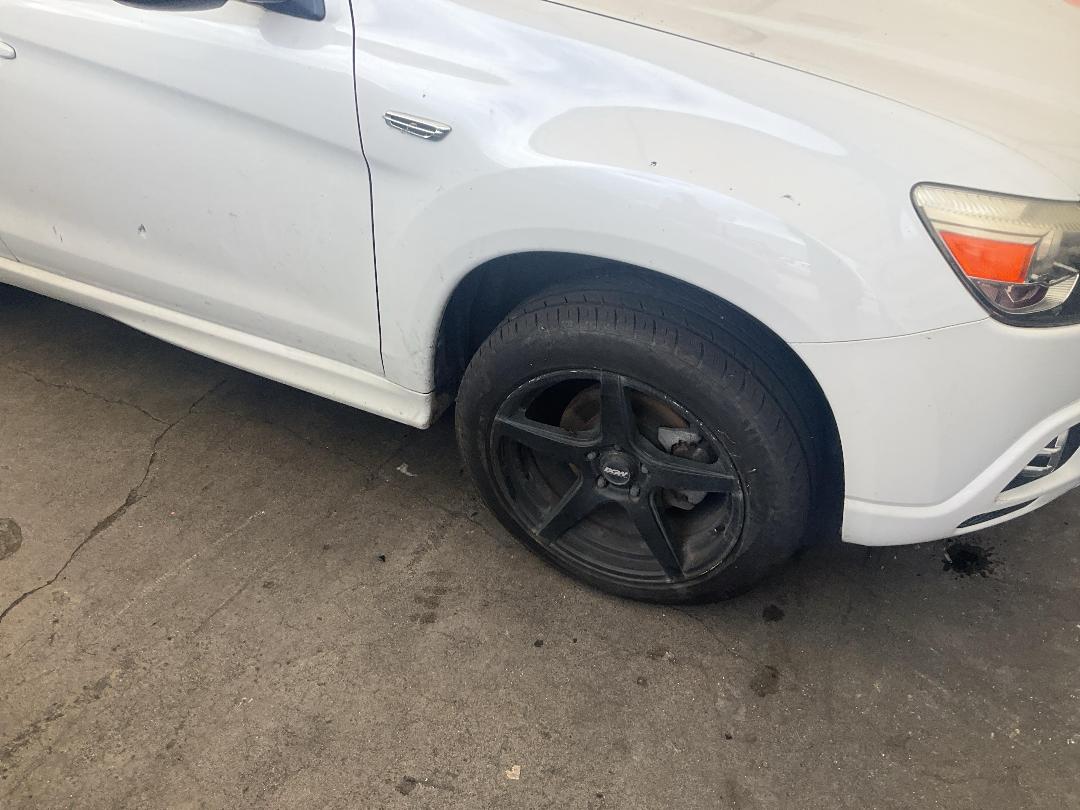 Photo '2' of Mitsubishi RVR