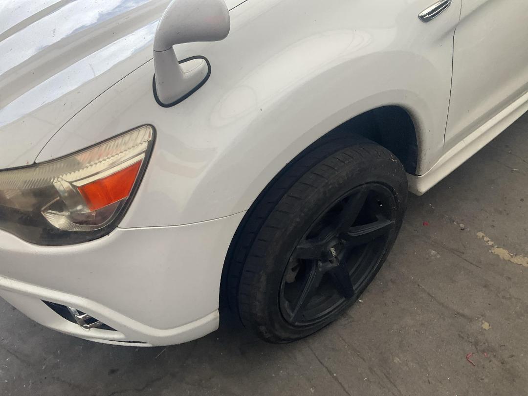 Photo '6' of Mitsubishi RVR