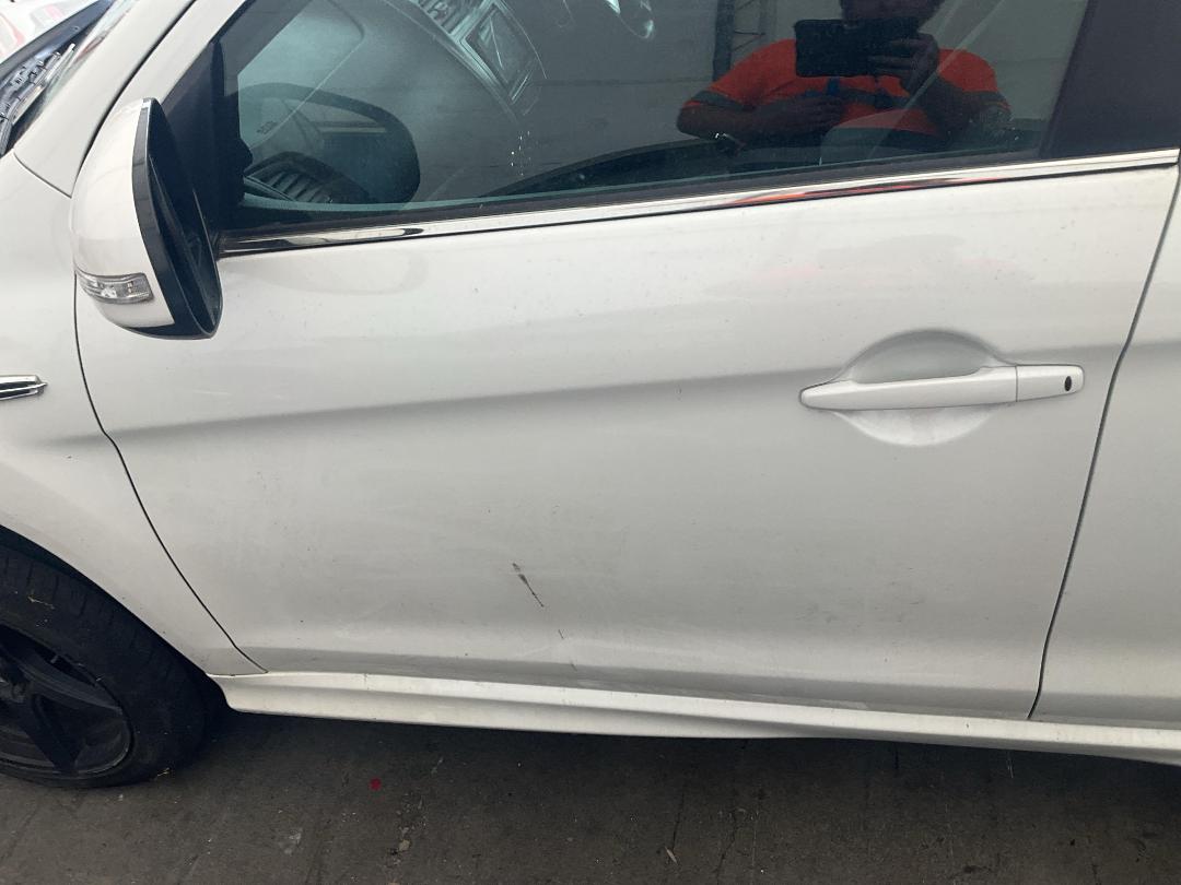 Photo '7' of Mitsubishi RVR