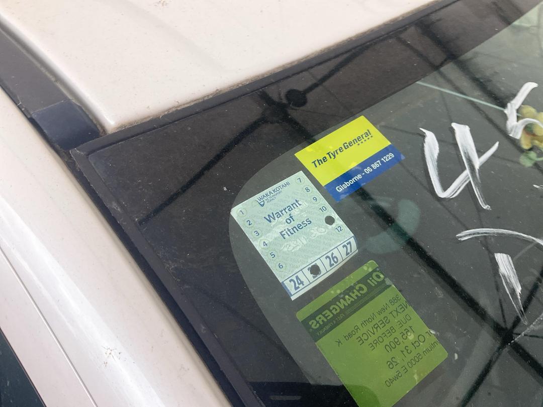 Photo '23' of Mitsubishi RVR