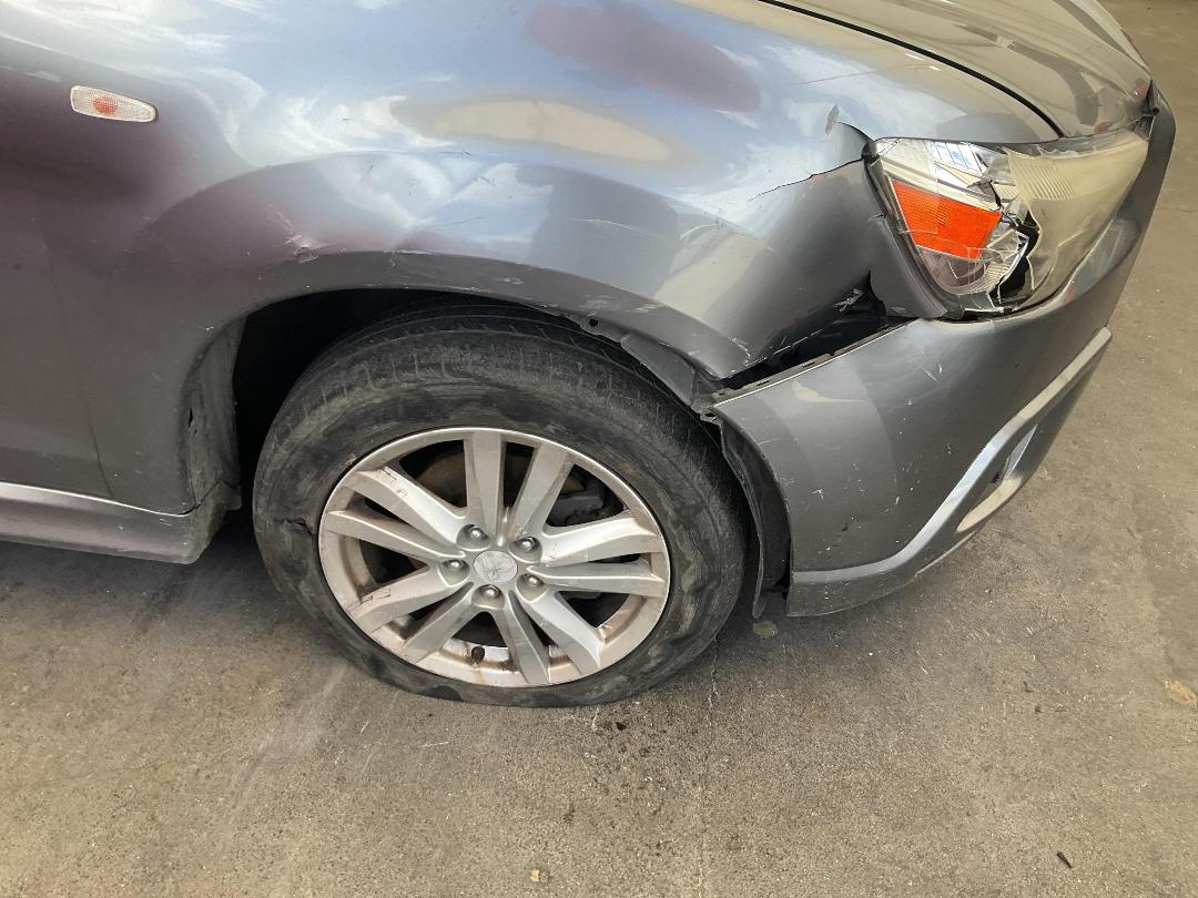 Photo '2' of Mitsubishi RVR Photo '2' of Mitsubishi RVR