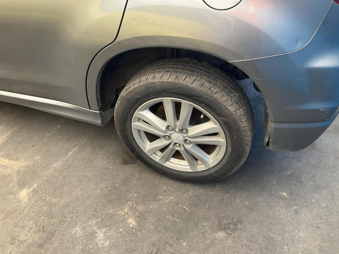 Photo '11' of Mitsubishi RVR Photo '11' of Mitsubishi RVR