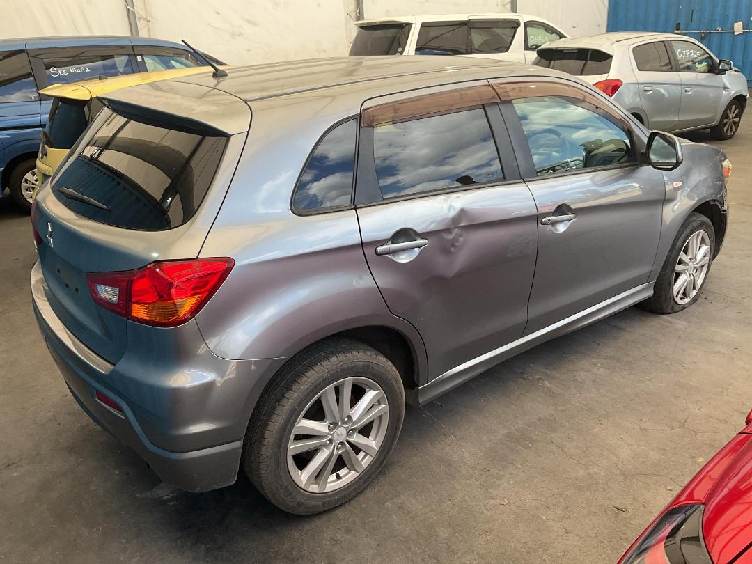 Photo '13' of Mitsubishi RVR Photo '13' of Mitsubishi RVR