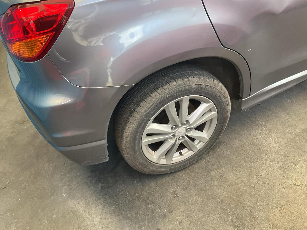 Photo '14' of Mitsubishi RVR Photo '14' of Mitsubishi RVR