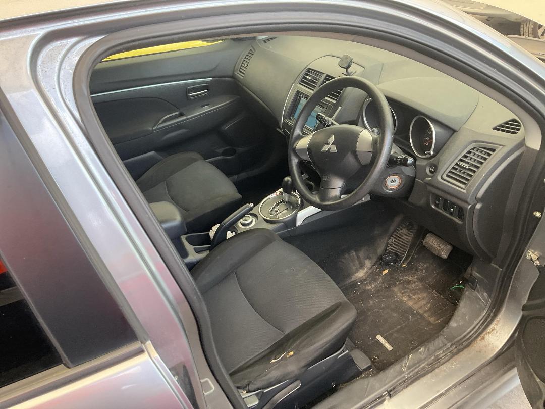 Photo '22' of Mitsubishi RVR Photo '22' of Mitsubishi RVR