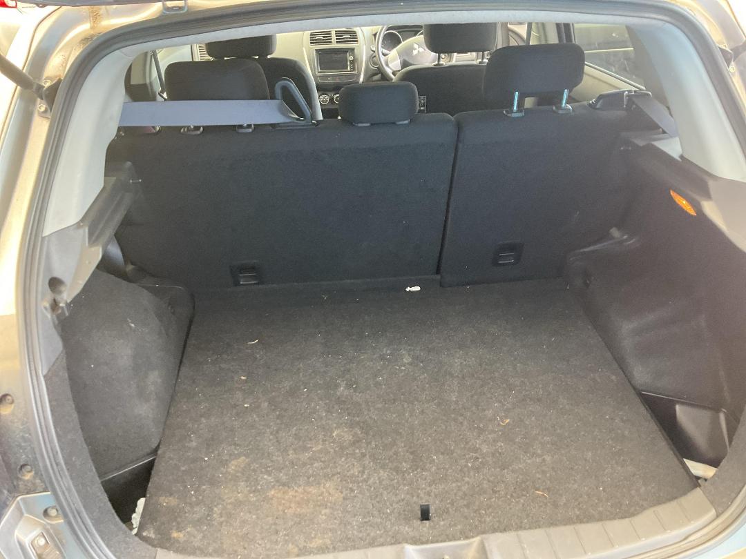 Photo '25' of Mitsubishi RVR Photo '25' of Mitsubishi RVR