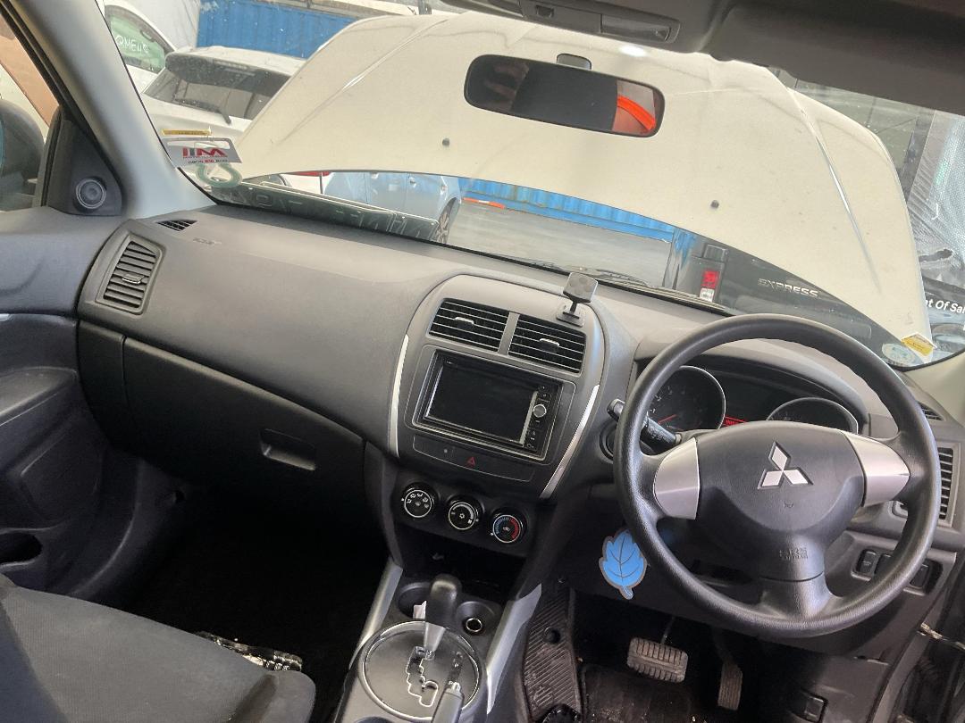 Photo '24' of Mitsubishi RVR Photo '24' of Mitsubishi RVR