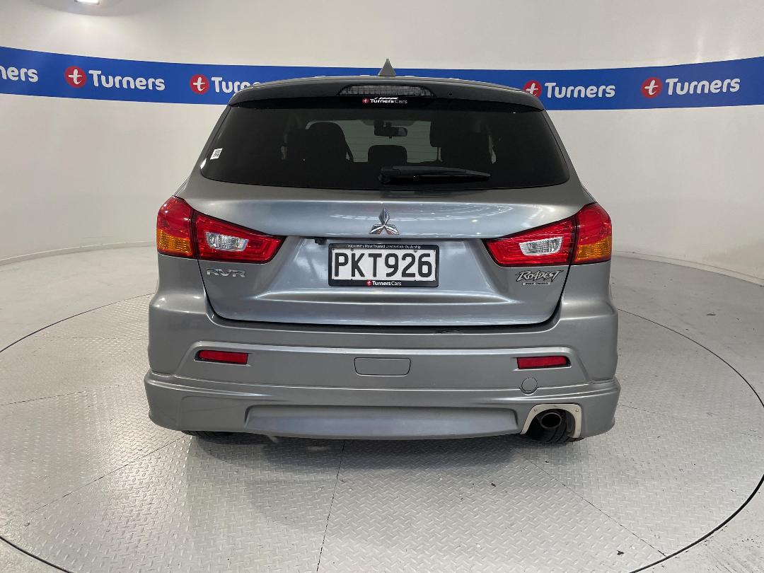 Photo '6' of Mitsubishi RVR