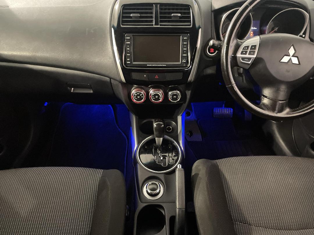 Photo '18' of Mitsubishi RVR