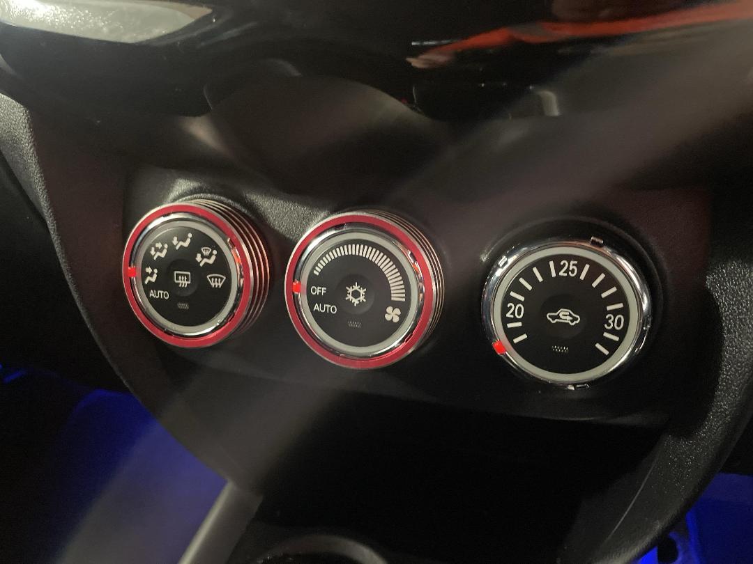 Photo '31' of Mitsubishi RVR