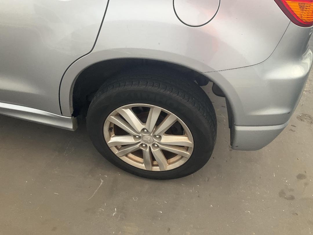 Photo '10' of Mitsubishi RVR G Photo '10' of Mitsubishi RVR G