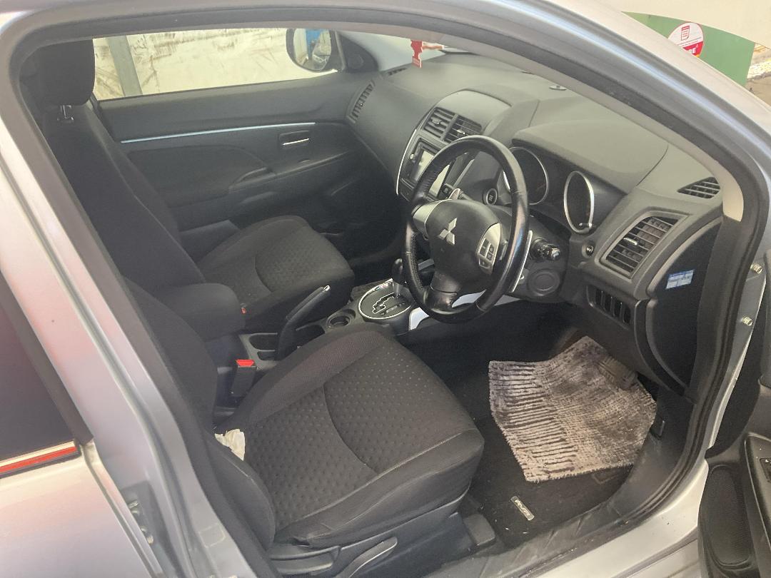 Photo '21' of Mitsubishi RVR G Photo '21' of Mitsubishi RVR G