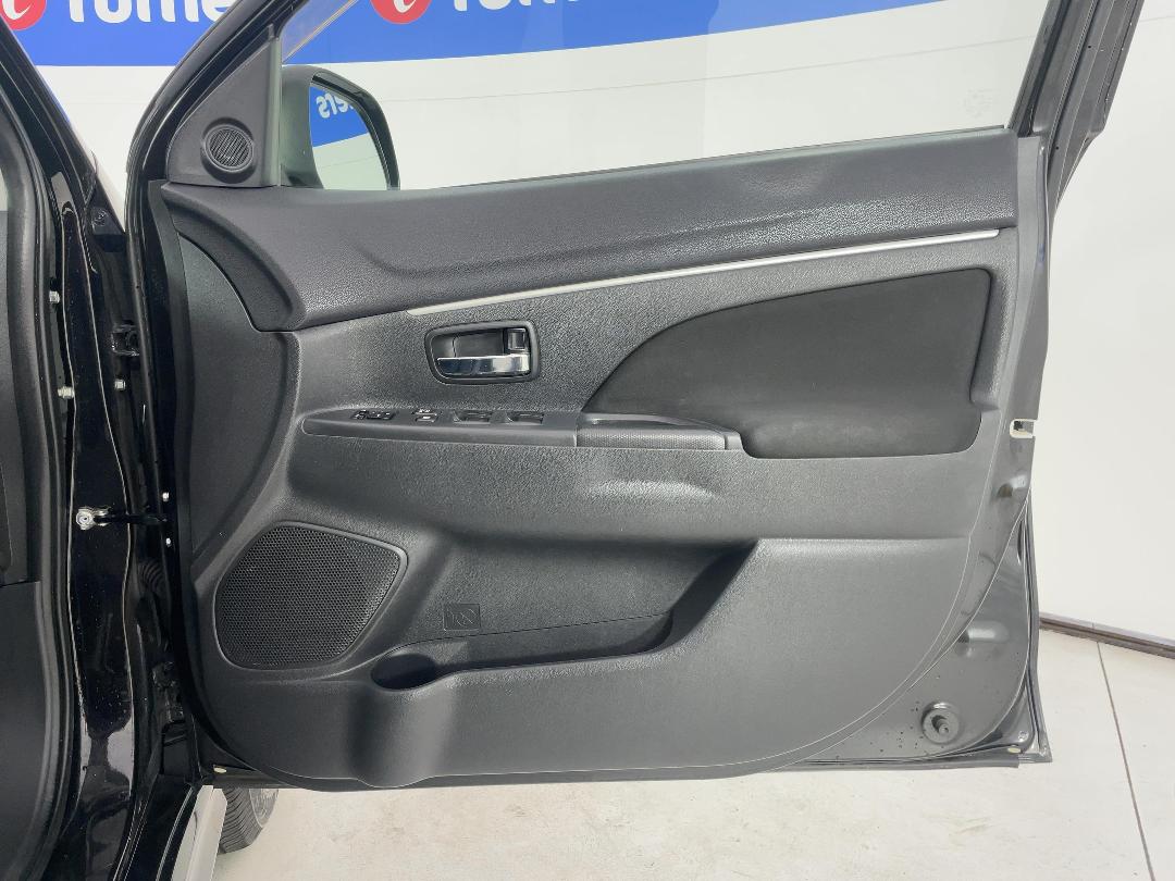 Photo '15' of Mitsubishi RVR Photo '15' of Mitsubishi RVR