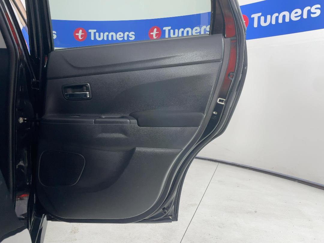 Photo '19' of Mitsubishi RVR Photo '19' of Mitsubishi RVR