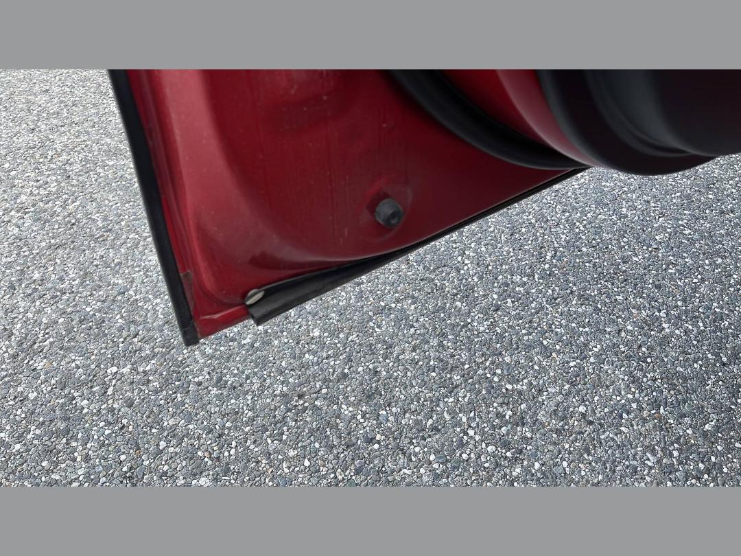 Photo '8' of Mitsubishi RVR