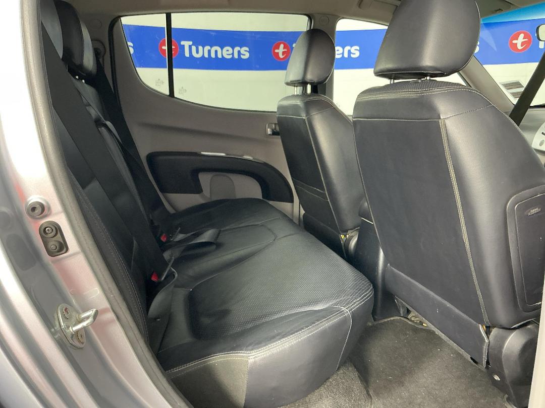 Photo '20' of Mitsubishi Triton