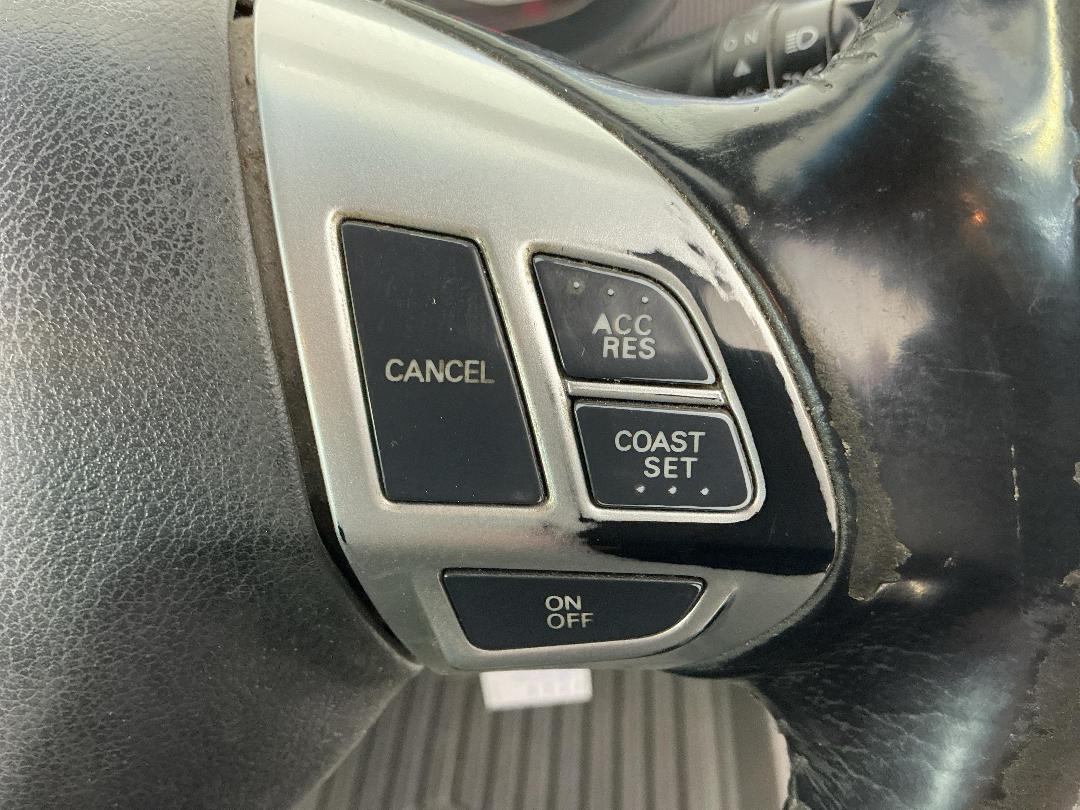 Photo '25' of Mitsubishi Triton