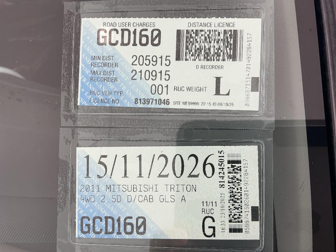 Photo '28' of Mitsubishi Triton