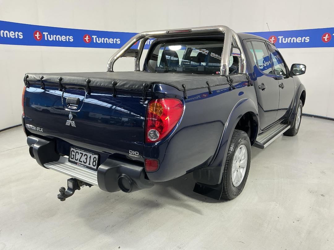 Photo '7' of Mitsubishi Triton Photo '7' of Mitsubishi Triton