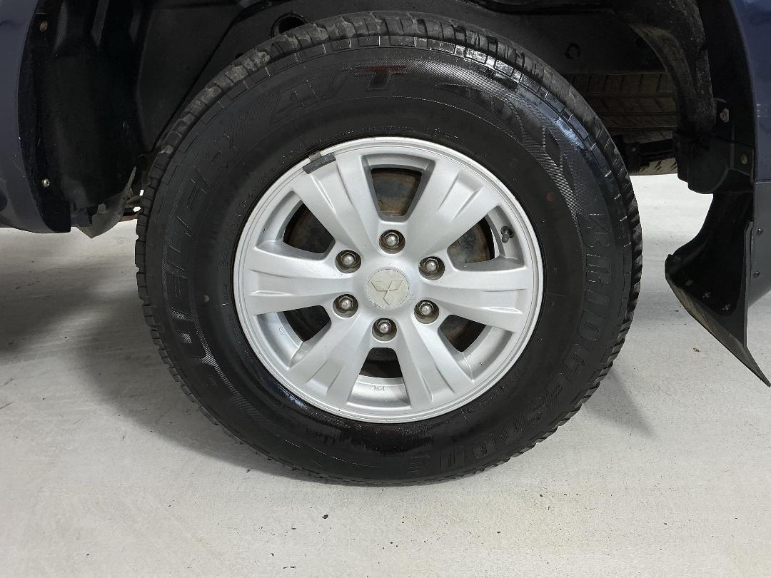 Photo '11' of Mitsubishi Triton Photo '11' of Mitsubishi Triton