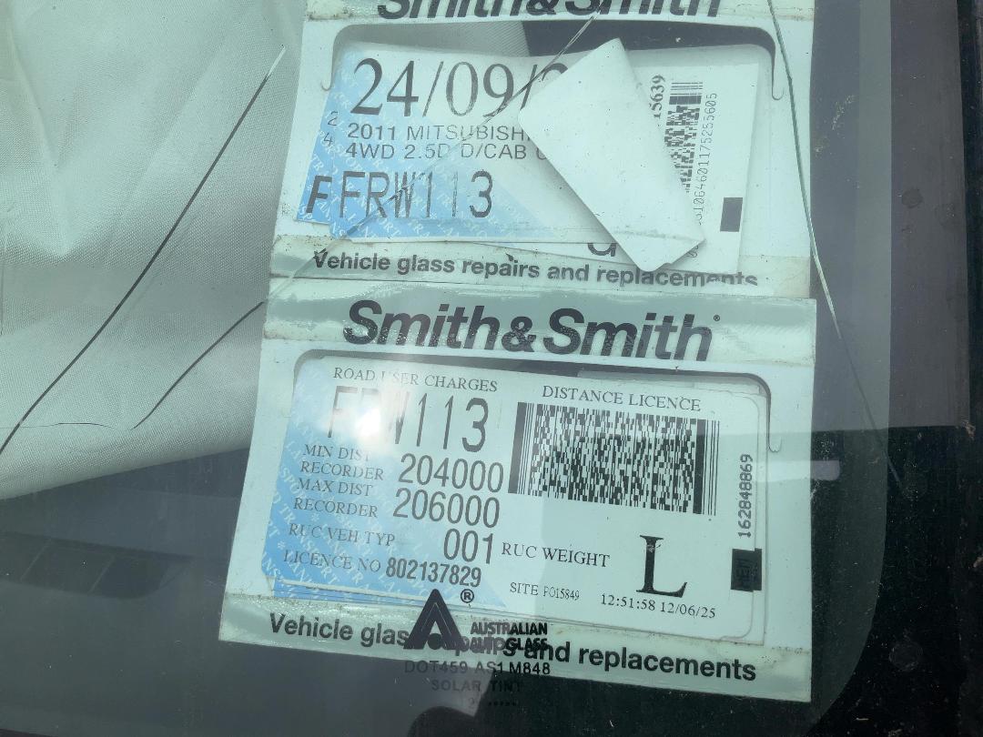 Photo '18' of Mitsubishi Triton D/CAB GL