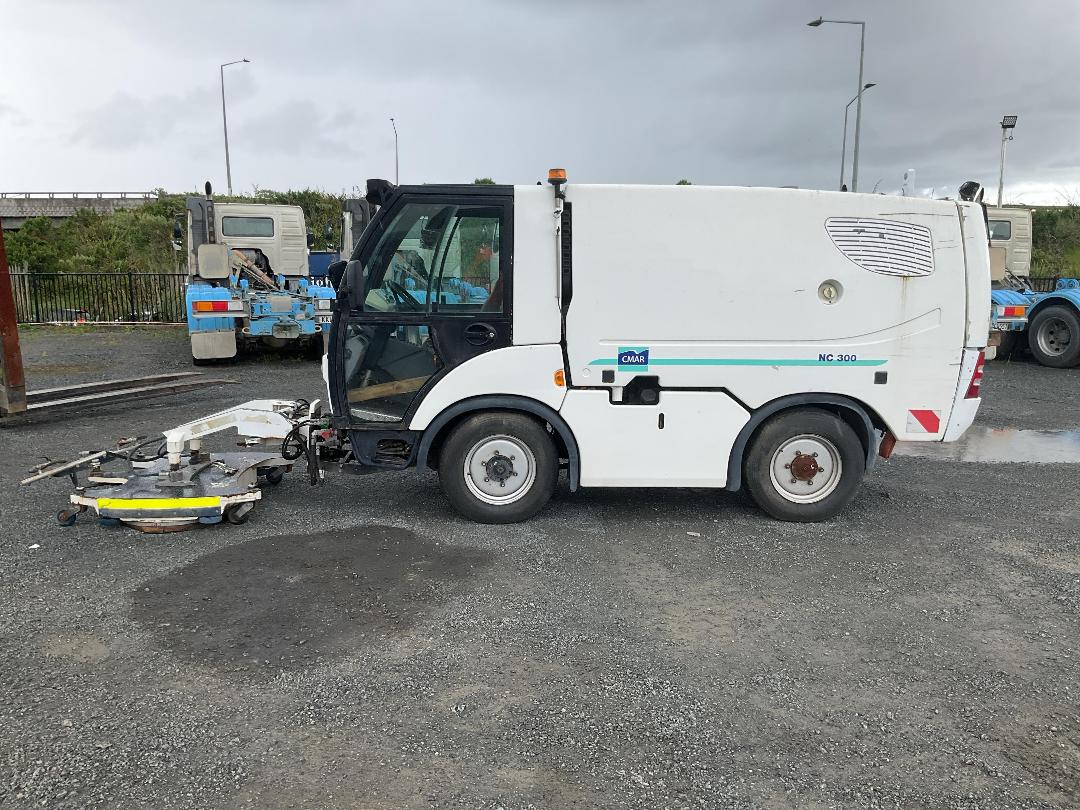 Photo '7' of Mobile Machine CMAR Sweeper