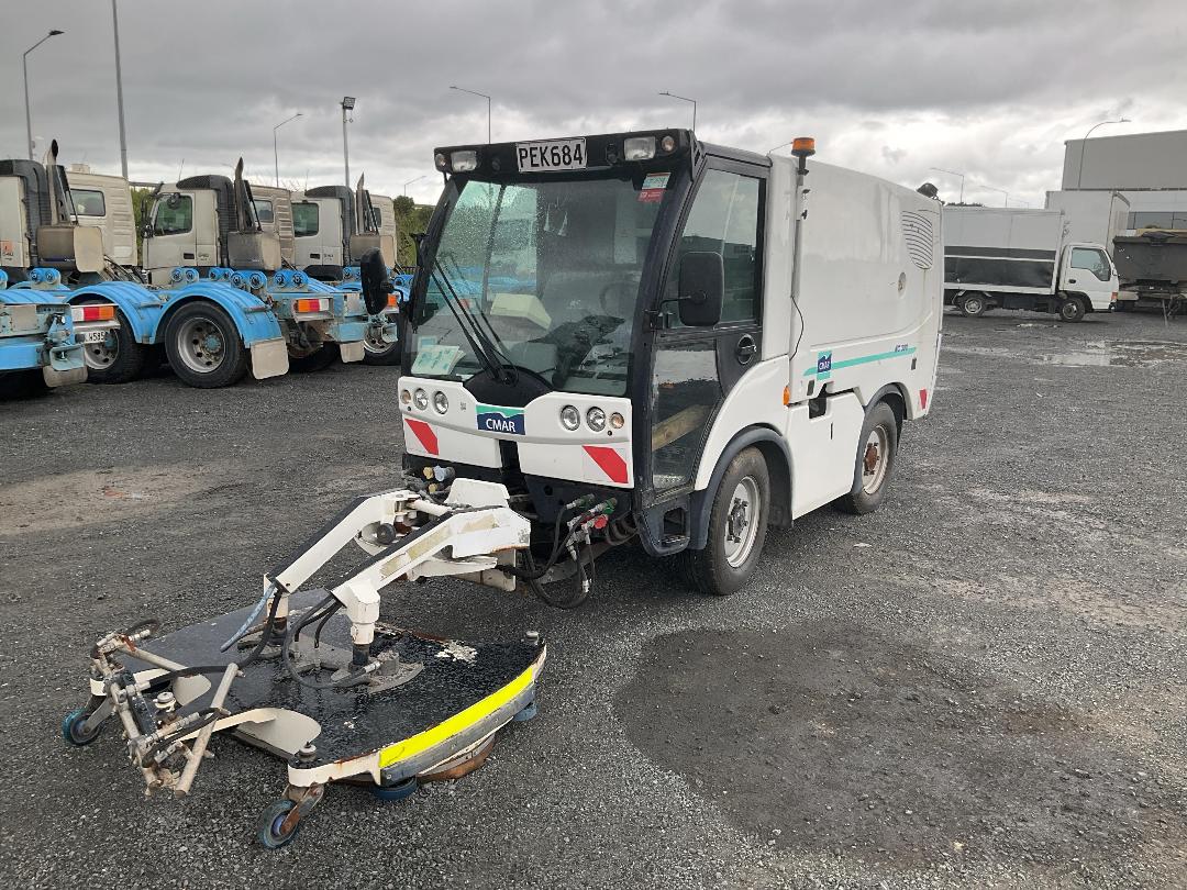 Photo '9' of Mobile Machine CMAR Sweeper