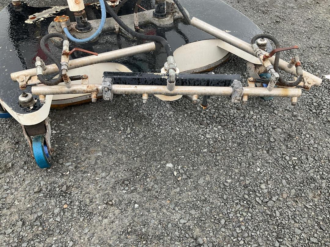 Photo '25' of Mobile Machine CMAR Sweeper