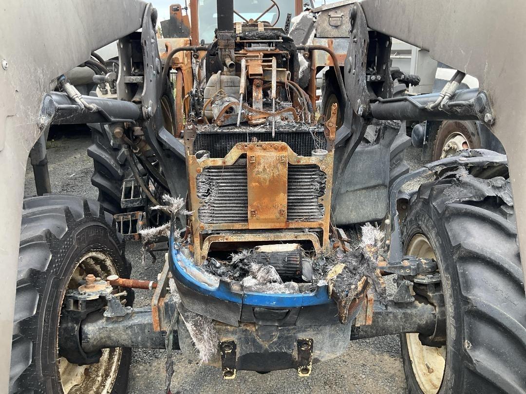 Photo '4' of New Holland T5050 Tractor