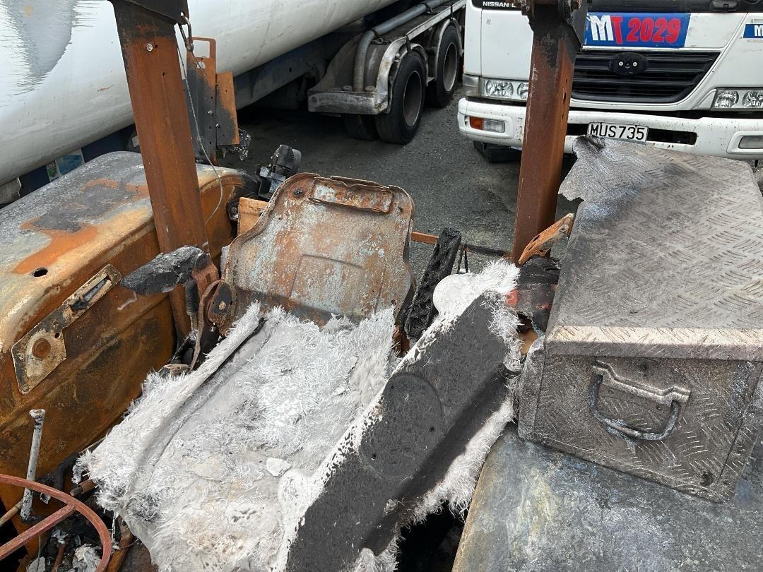 Photo '10' of New Holland T5050 Tractor