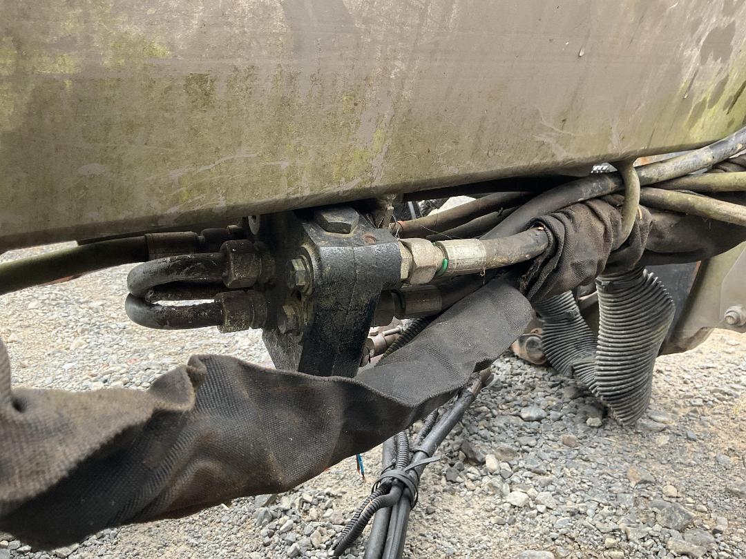 Photo '16' of New Holland T5050 Tractor