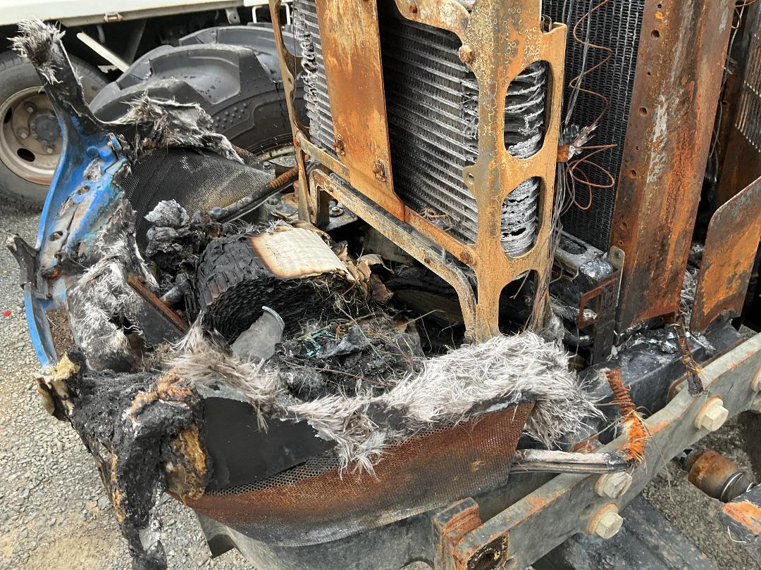 Photo '18' of New Holland T5050 Tractor