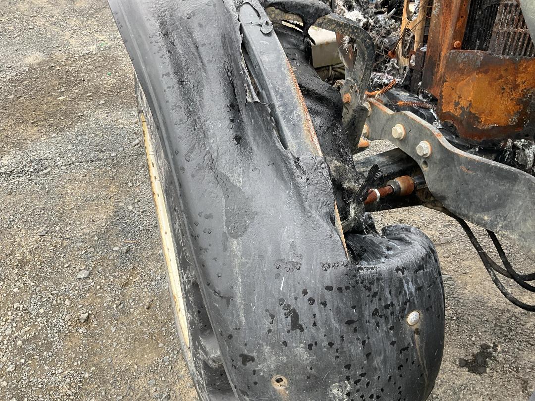 Photo '22' of New Holland T5050 Tractor