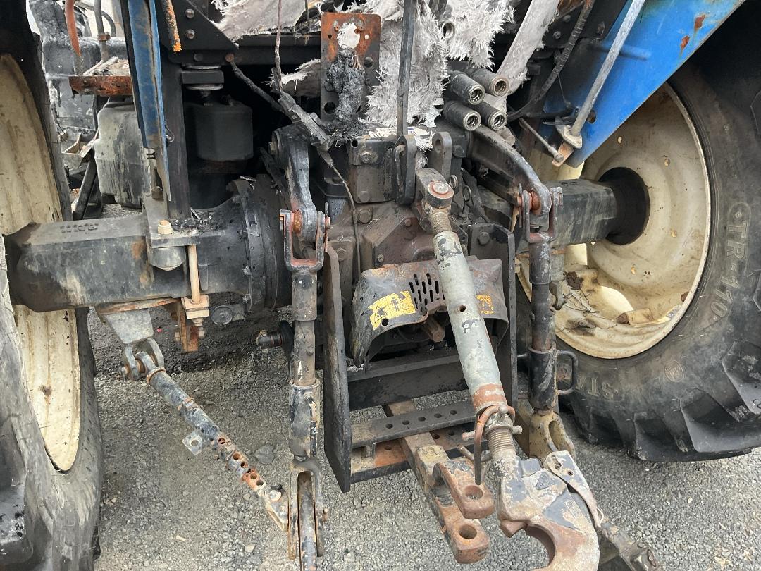 Photo '25' of New Holland T5050 Tractor