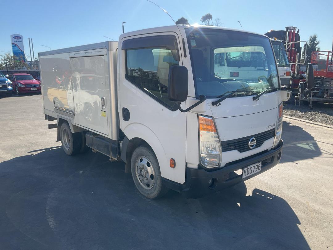 Photo '3' of Nissan Atlas Chiller Photo '3' of Nissan Atlas Chiller